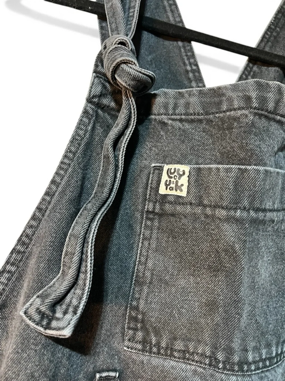 Lucy & Yak Women’s Black Denim Dungarees - Picture 2 of 5